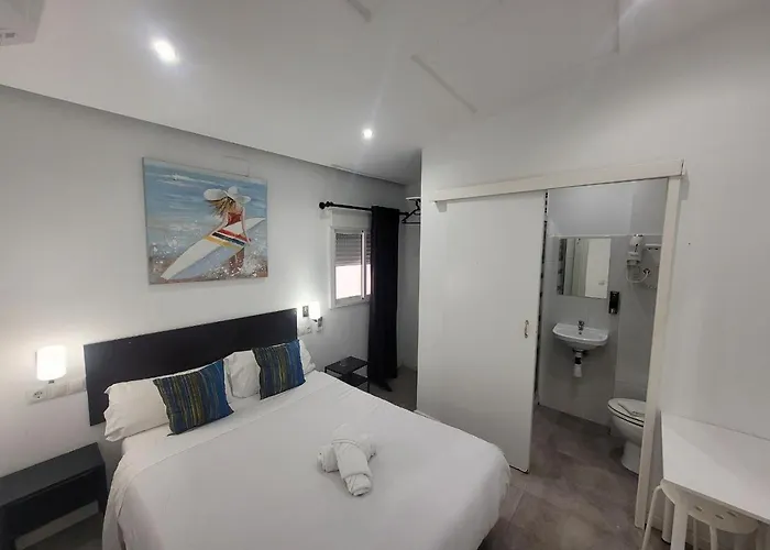 Ayz Frailes - Auto Check-In Property (Adults Only) Málaga